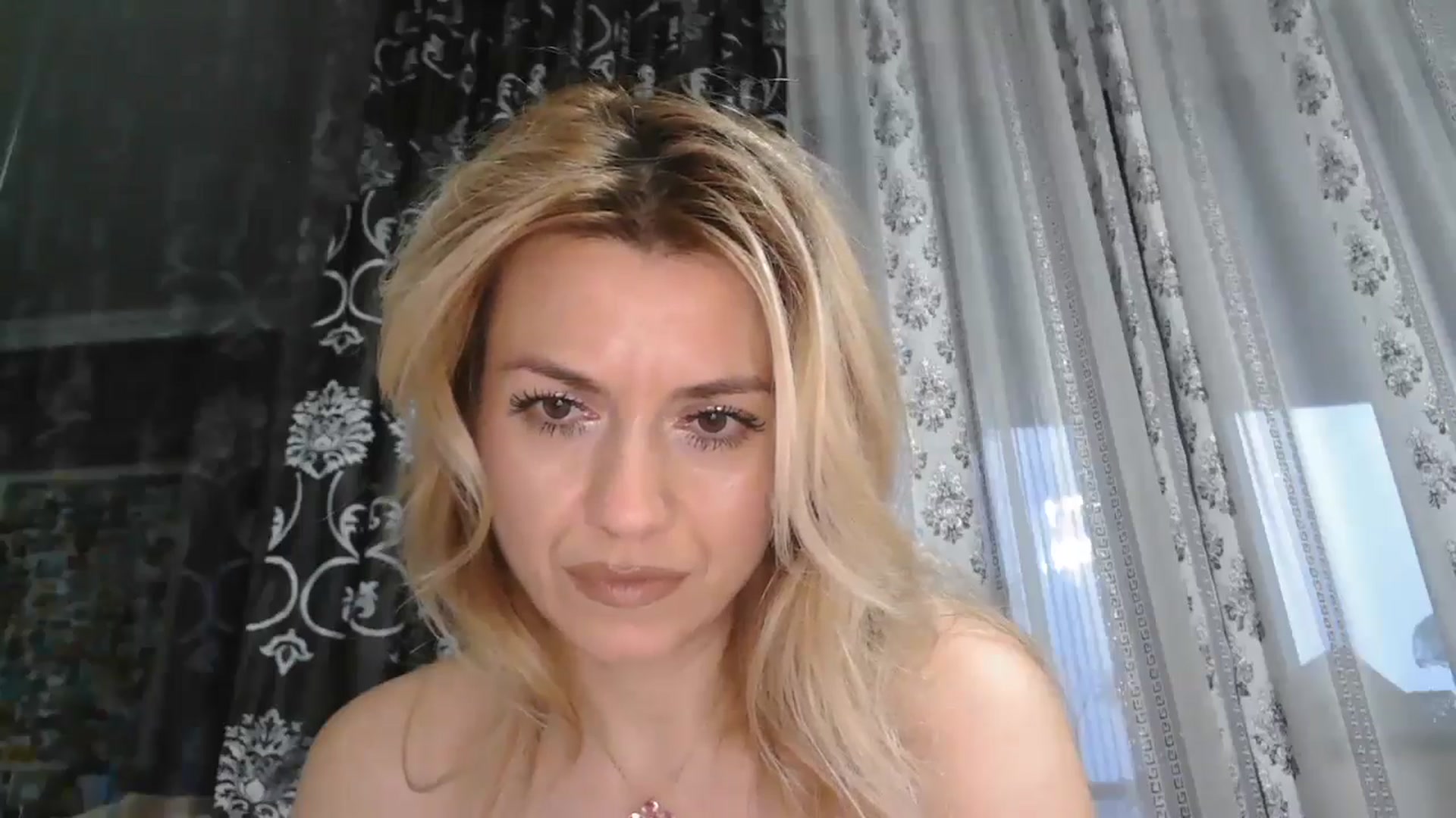 Gallery image thumbnail from SweetyKimmy's myfreecams stream on, 11/29/2025, 07:50 image 5 of 20