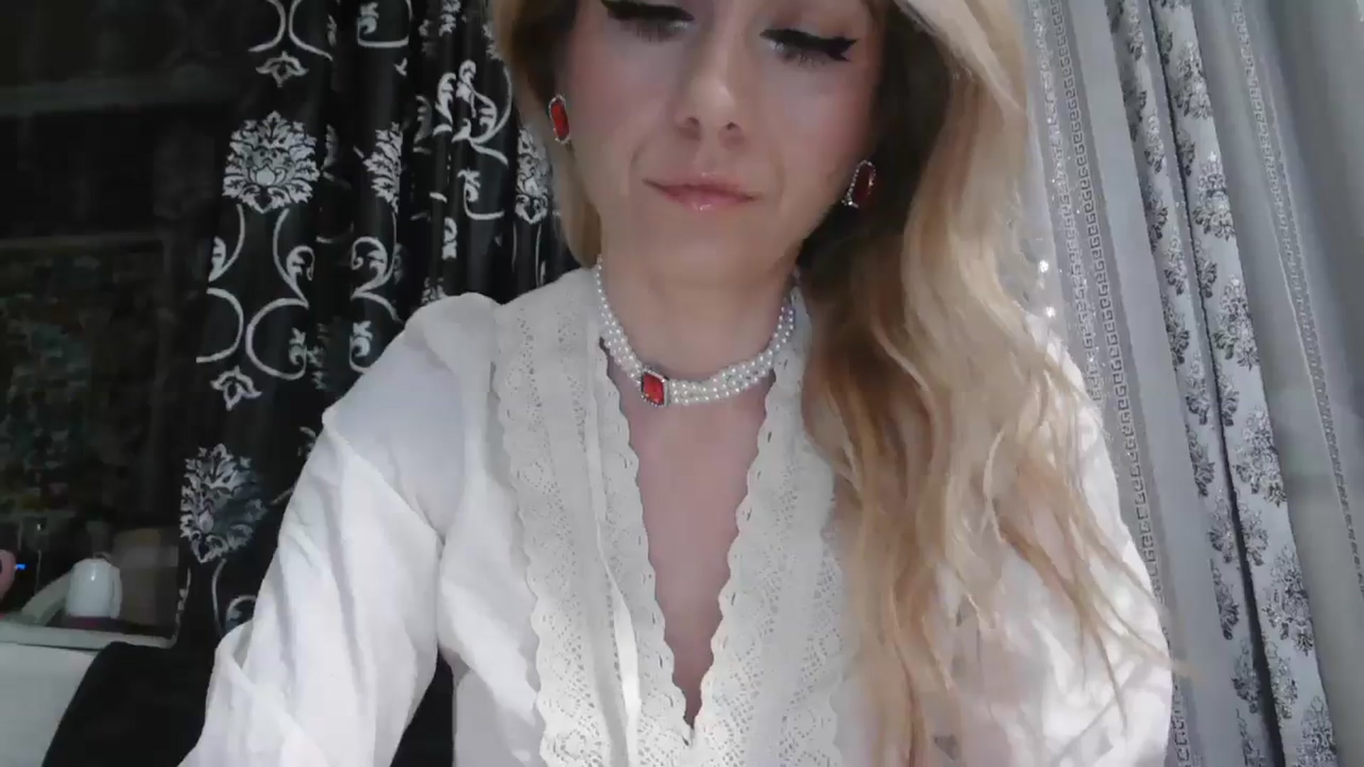 Gallery image thumbnail from SweetyKimmy's myfreecams stream on, 12/01/2025, 06:23 image 2 of 20