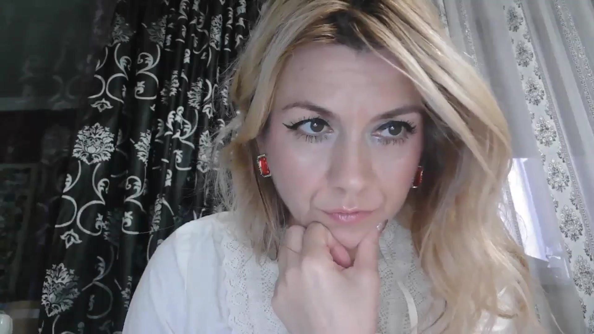 Gallery image thumbnail from SweetyKimmy's myfreecams stream on, 12/01/2025, 06:23 image 12 of 20