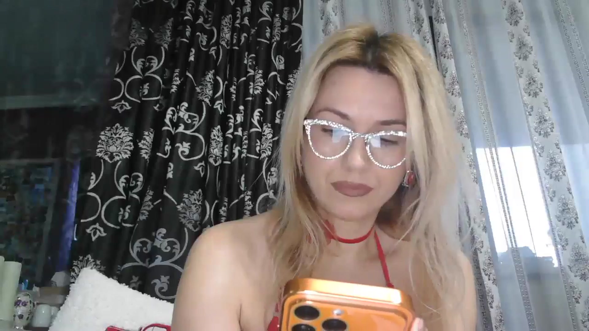 Gallery image thumbnail from SweetyKimmy's myfreecams stream on, 12/03/2025, 06:31 image 18 of 20