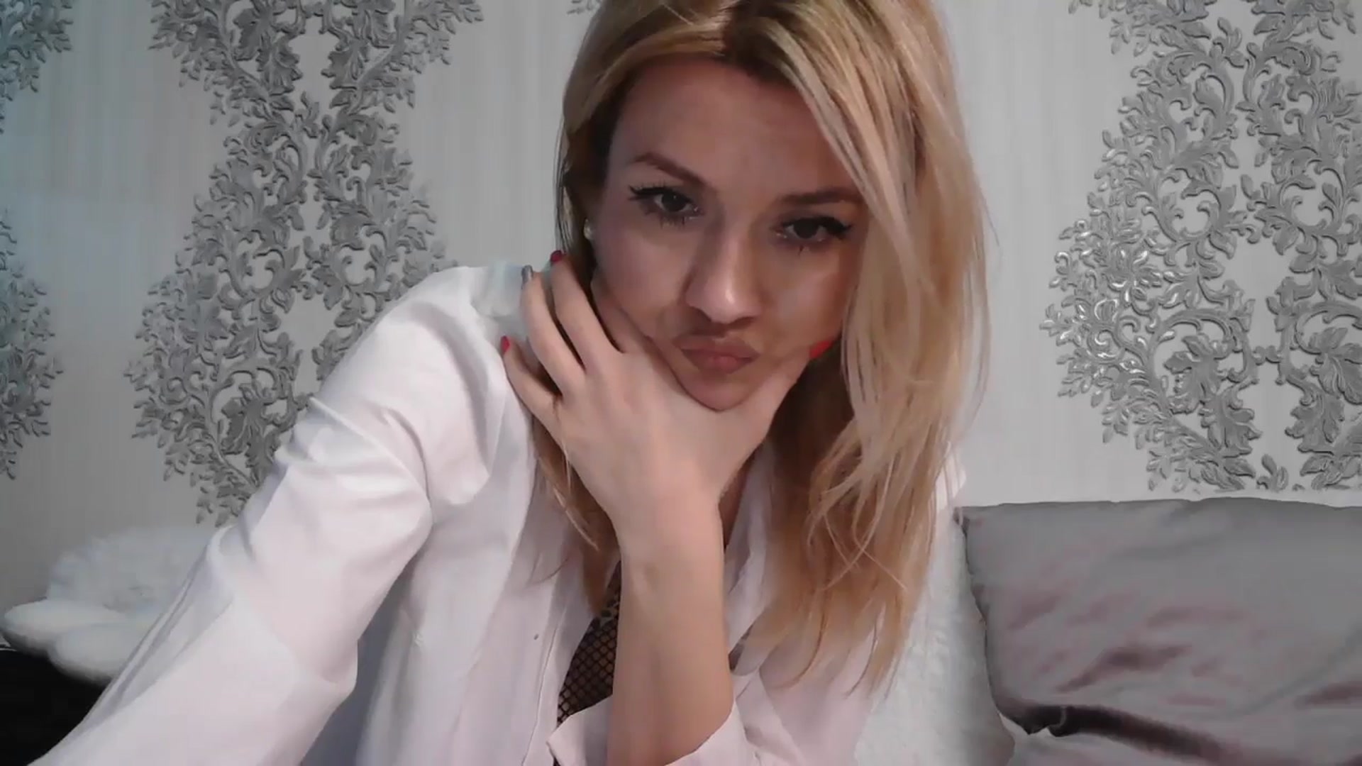 Gallery image thumbnail from SweetyKimmy's myfreecams stream on, 01/07/2026, 08:21 image 16 of 20