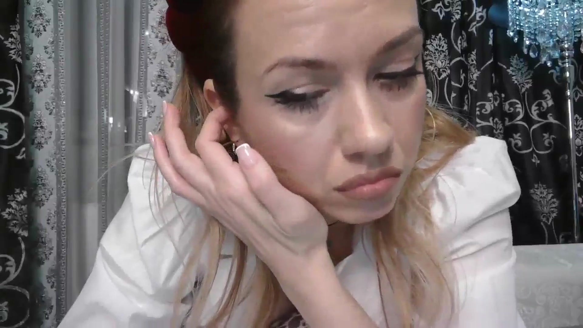 Gallery image thumbnail from SweetyKimmy's myfreecams stream on, 01/15/2026, 05:30 image 15 of 20