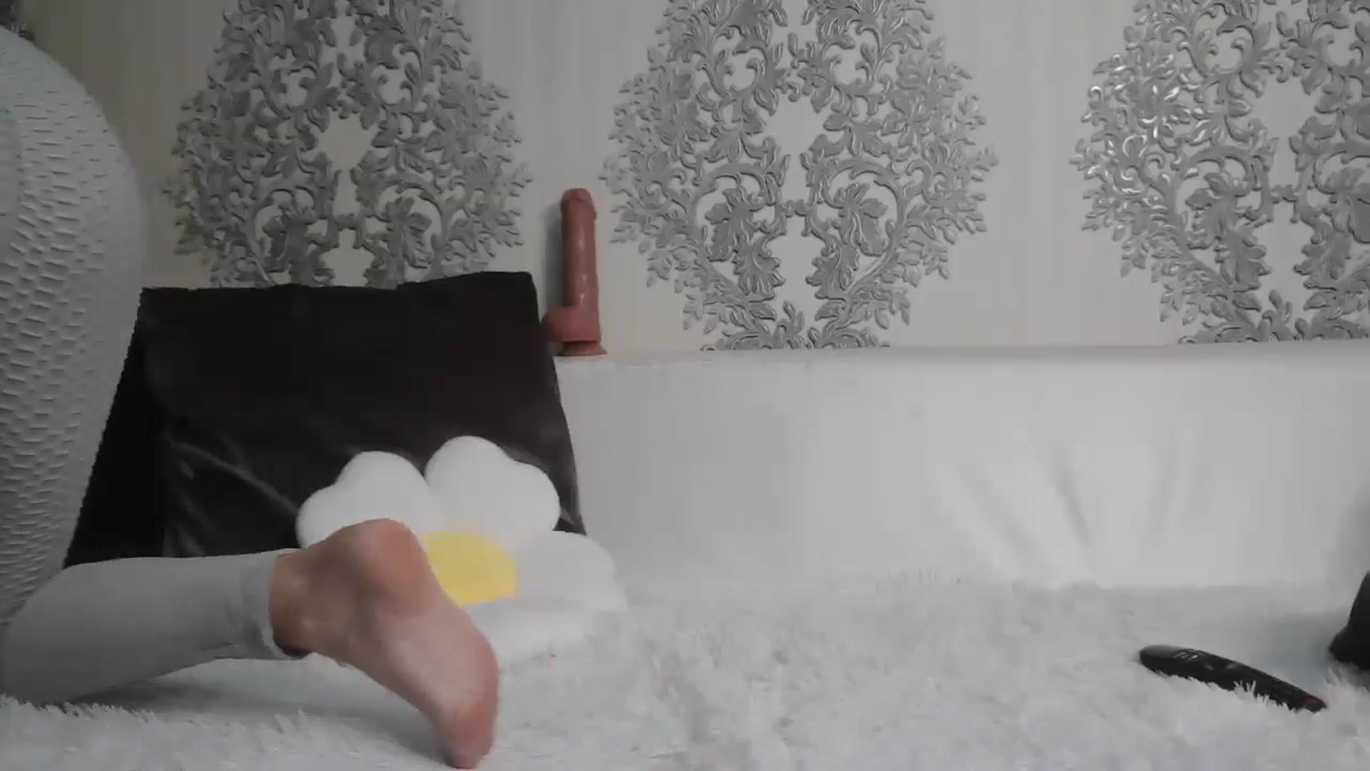 Gallery image thumbnail from SweetyKimmy's myfreecams stream on, 01/16/2026, 06:27 image 12 of 20