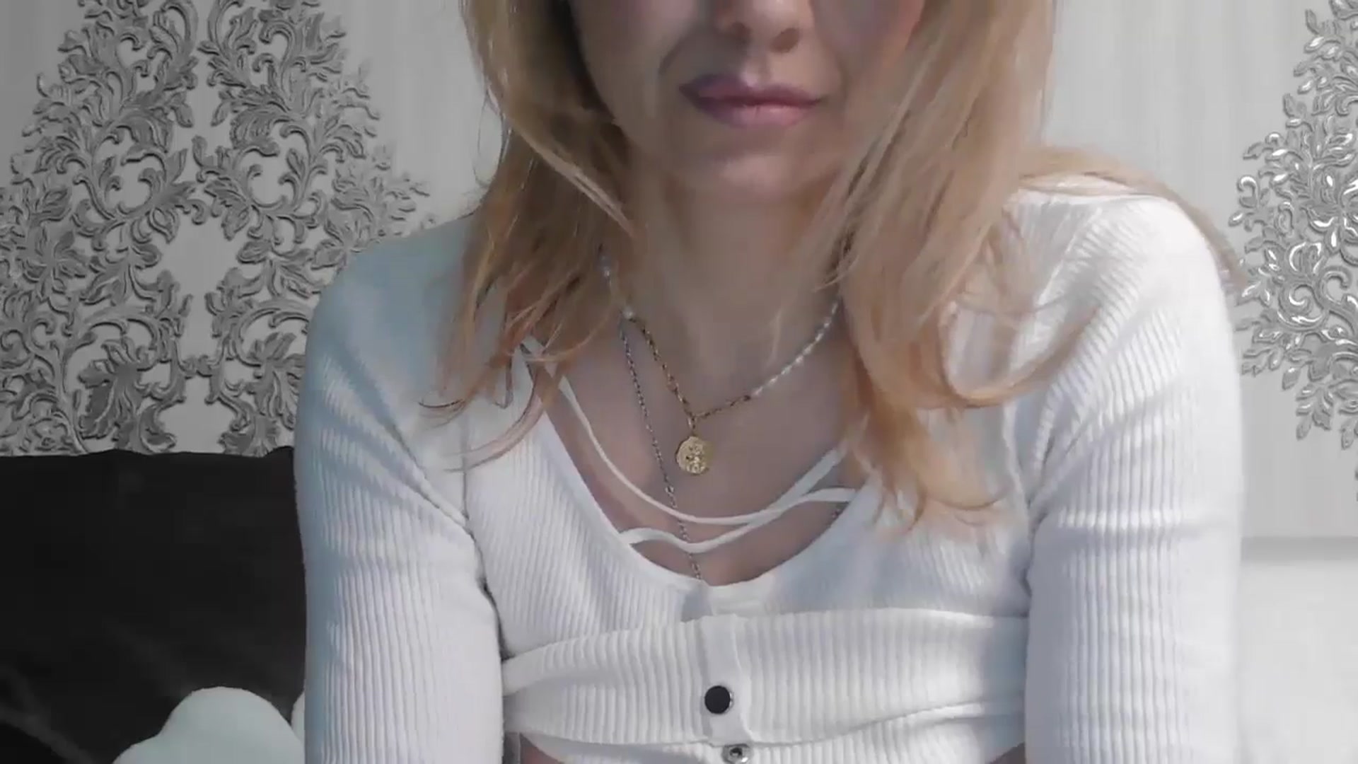 Gallery image thumbnail from SweetyKimmy's myfreecams stream on, 01/16/2026, 06:27 image 10 of 20