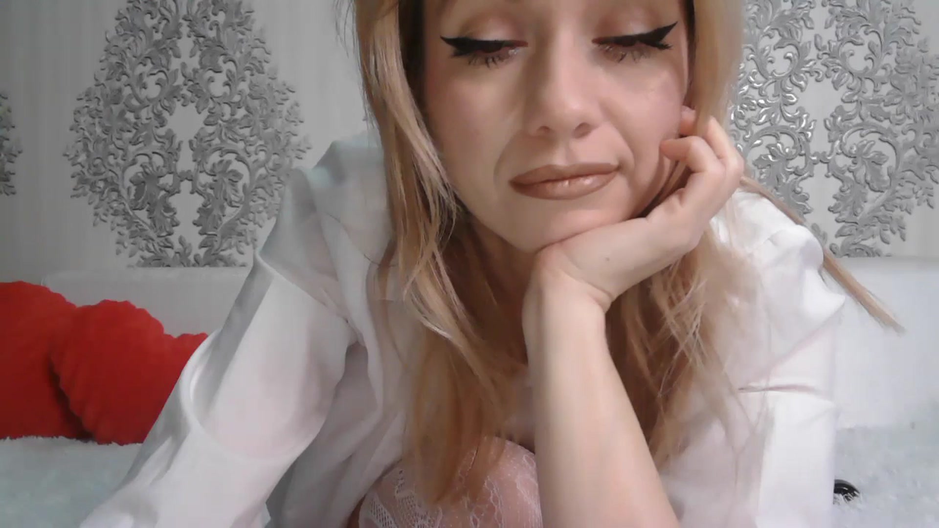 Gallery image thumbnail from SweetyKimmy's myfreecams stream on, 01/21/2026, 05:50 image 6 of 20