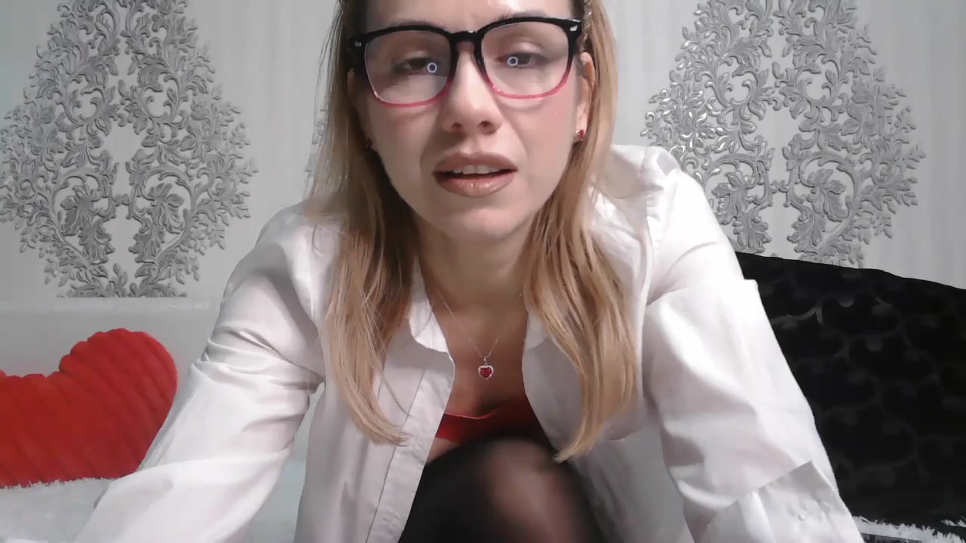 Gallery image thumbnail from SweetyKimmy's myfreecams stream on, 01/22/2026, 05:36 image 7 of 20