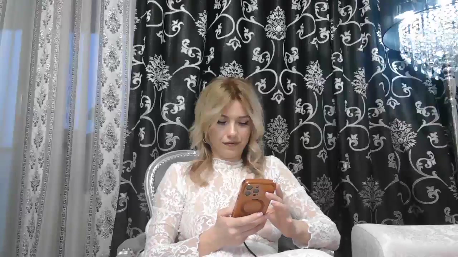 Gallery image thumbnail from SweetyKimmy's myfreecams stream on, 01/23/2026, 06:16 image 6 of 20