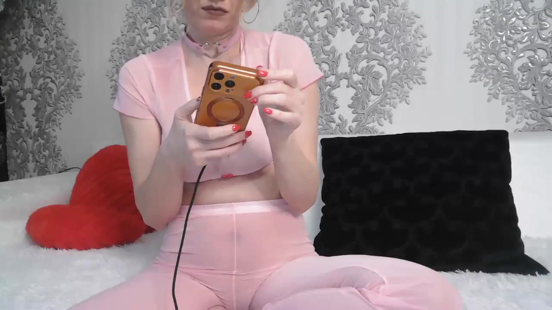 Gallery image thumbnail from SweetyKimmy's myfreecams stream on, 02/05/2026, 08:02 image 20 of 20