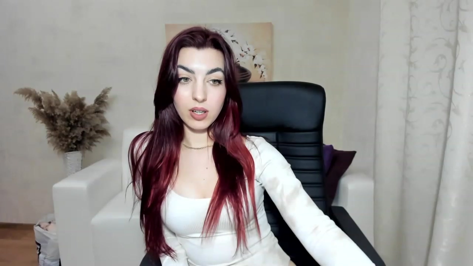 Gallery image thumbnail from Sweety_Agata's myfreecams stream on, 12/26/2022, 12:02 image 14 of 20