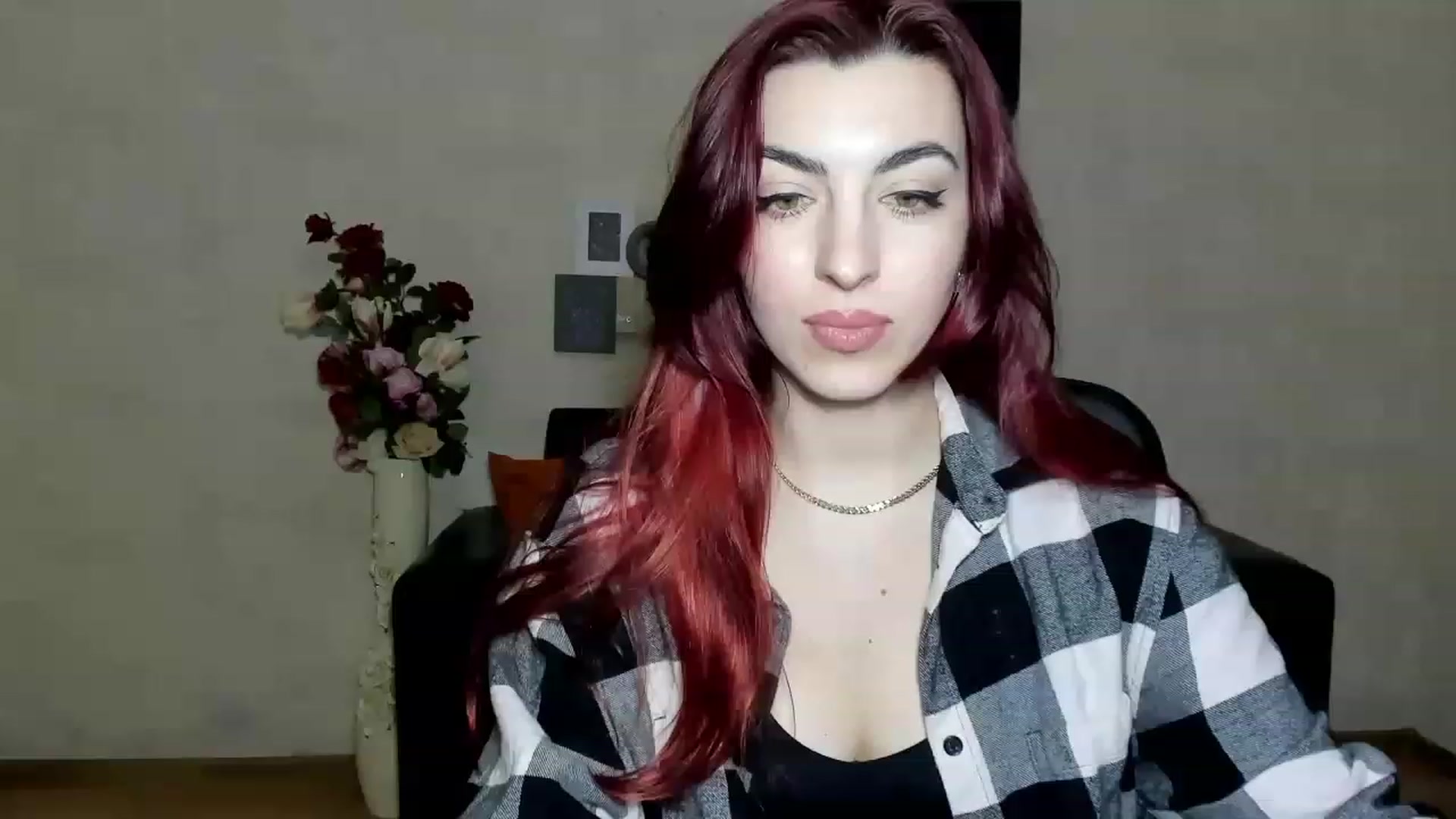 Gallery image thumbnail from Sweety_Agata's myfreecams stream on, 01/01/2023, 19:56 image 2 of 20