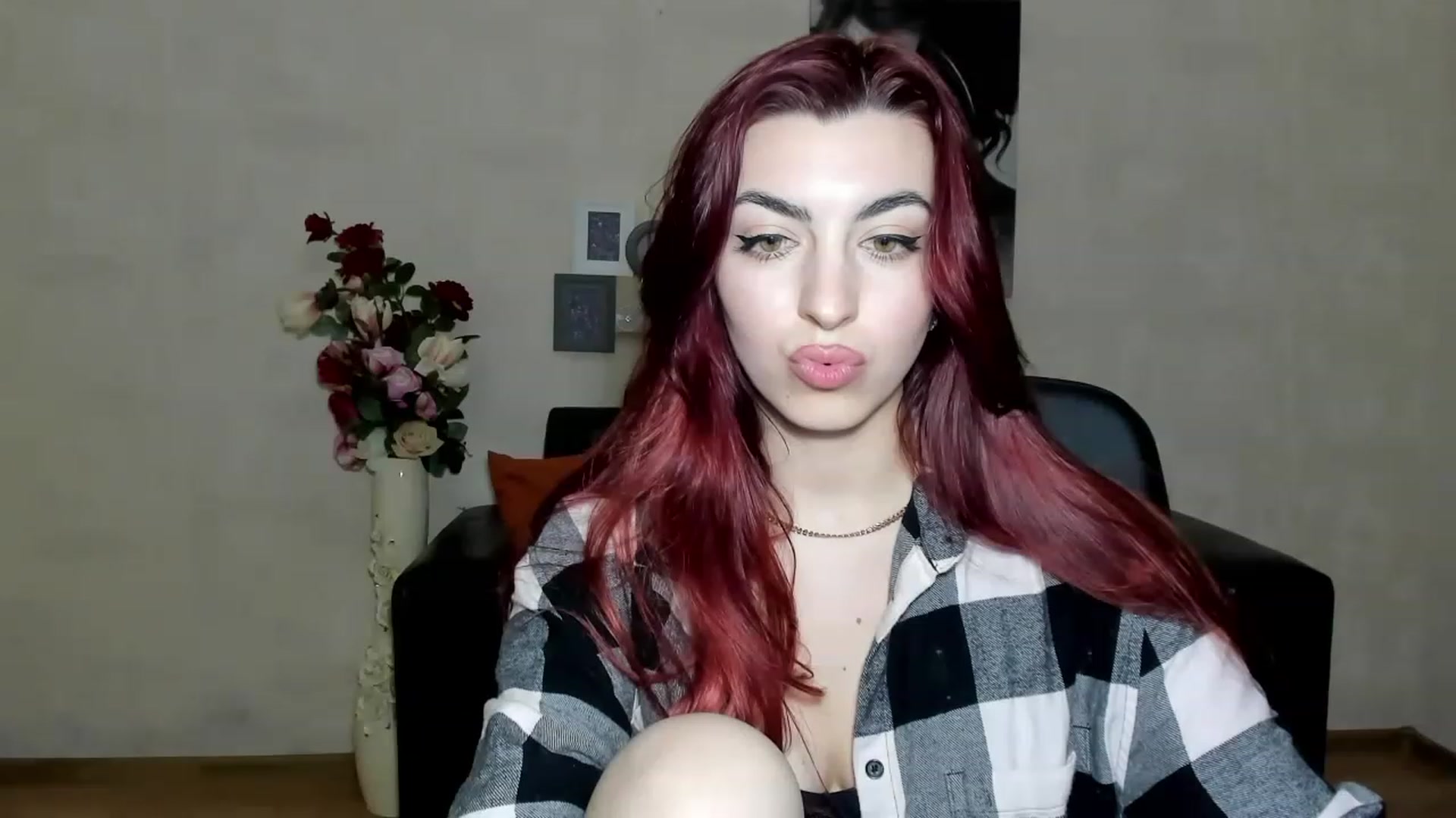 Gallery image thumbnail from Sweety_Agata's myfreecams stream on, 01/01/2023, 19:56 image 19 of 20
