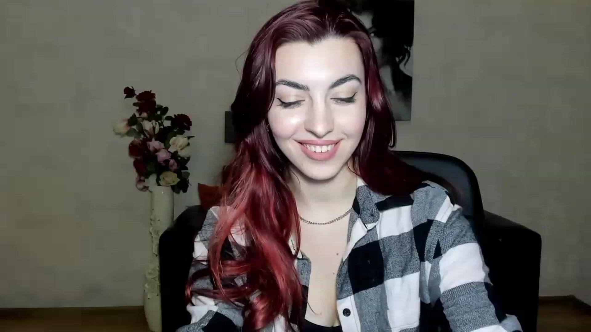 Gallery image thumbnail from Sweety_Agata's myfreecams stream on, 01/01/2023, 19:56 image 6 of 20