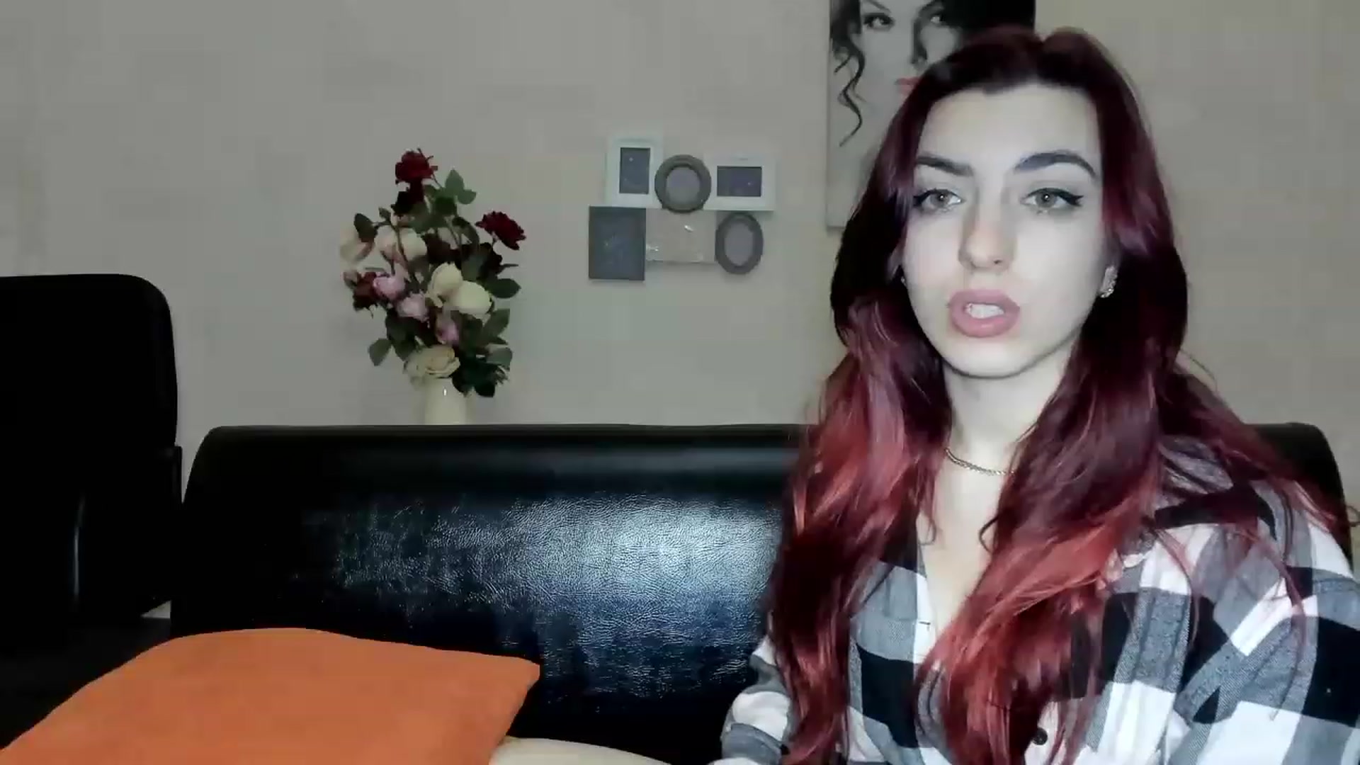 Gallery image thumbnail from Sweety_Agata's myfreecams stream on, 01/02/2023, 01:23 image 16 of 20