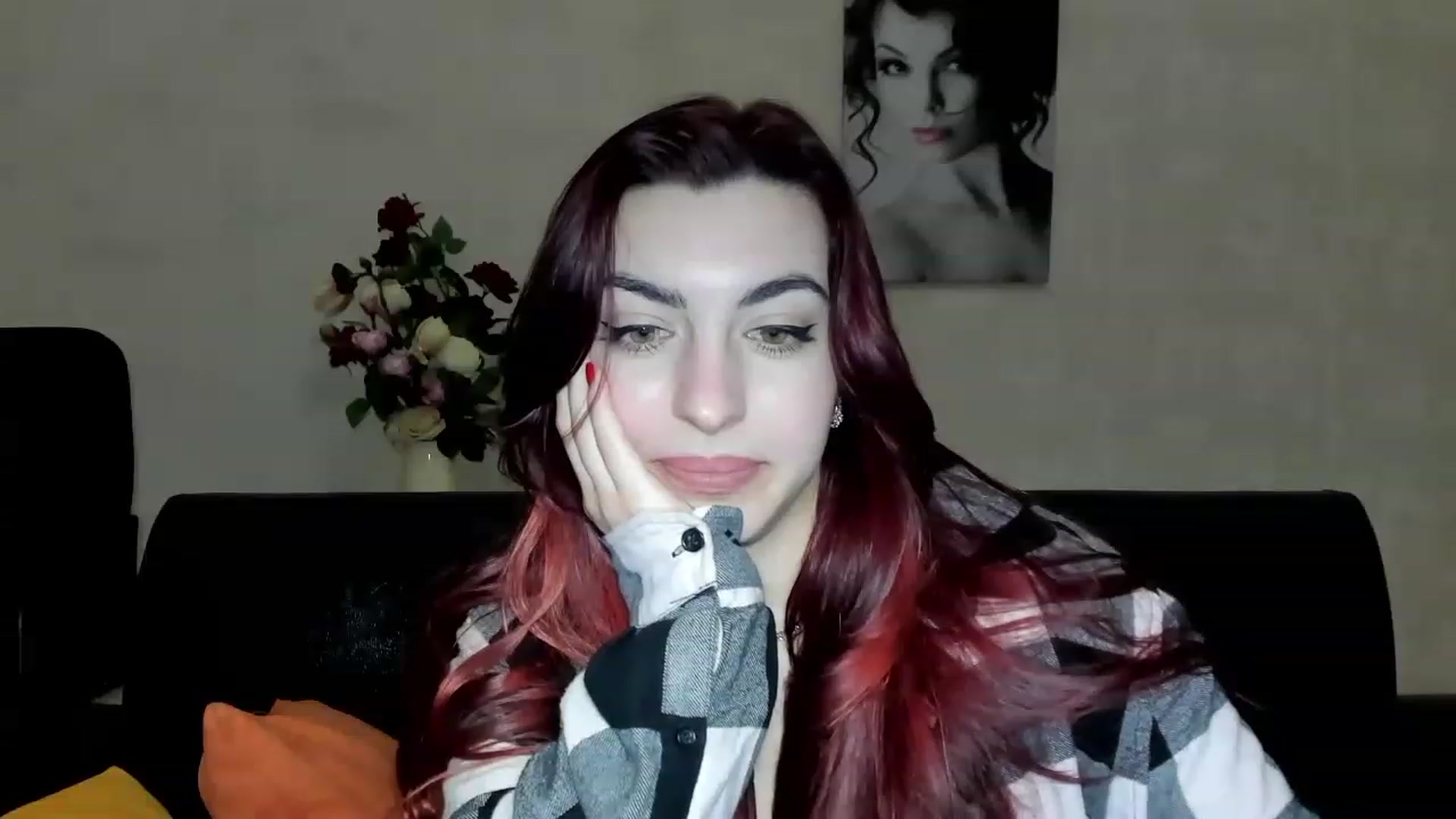 Gallery image thumbnail from Sweety_Agata's myfreecams stream on, 01/02/2023, 01:23 image 5 of 20