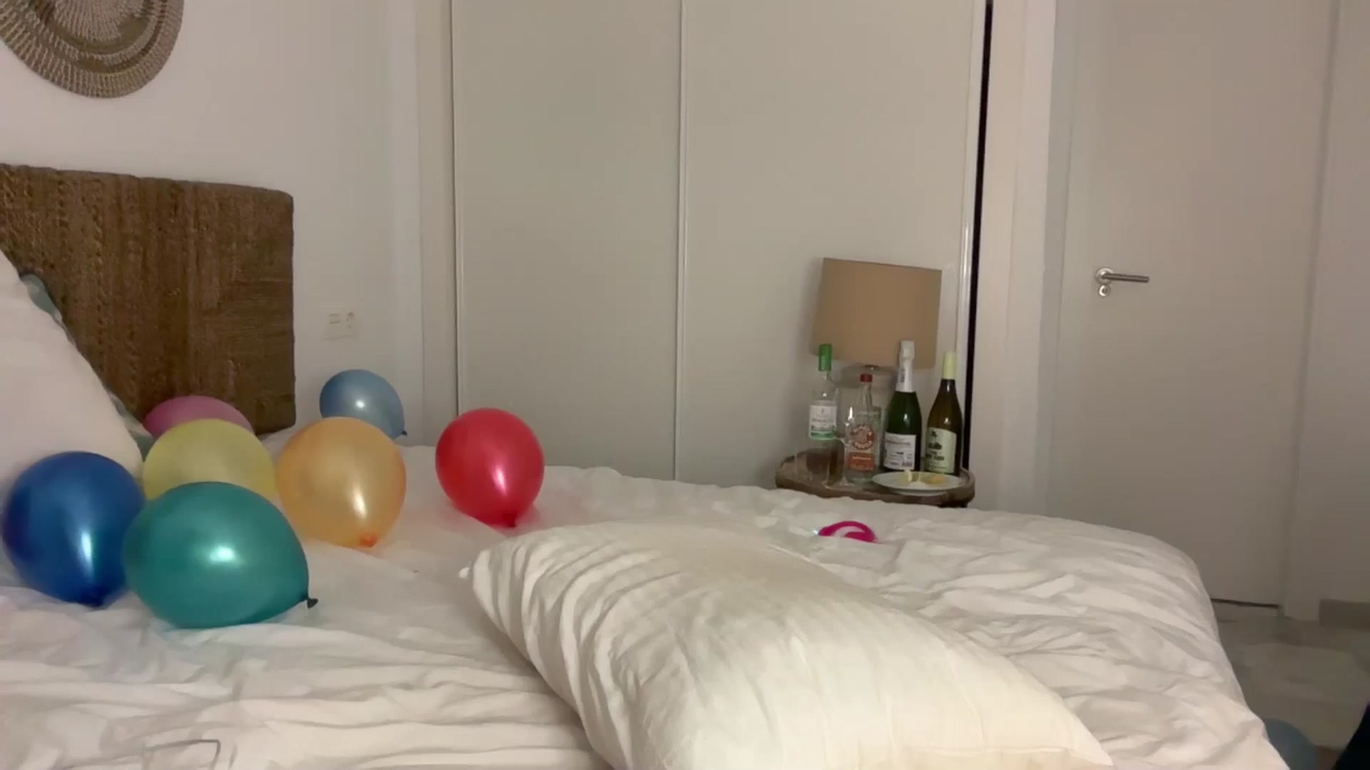 Gallery image thumbnail from Sweety_Bday's myfreecams stream on, 11/09/2025, 15:31 image 11 of 20