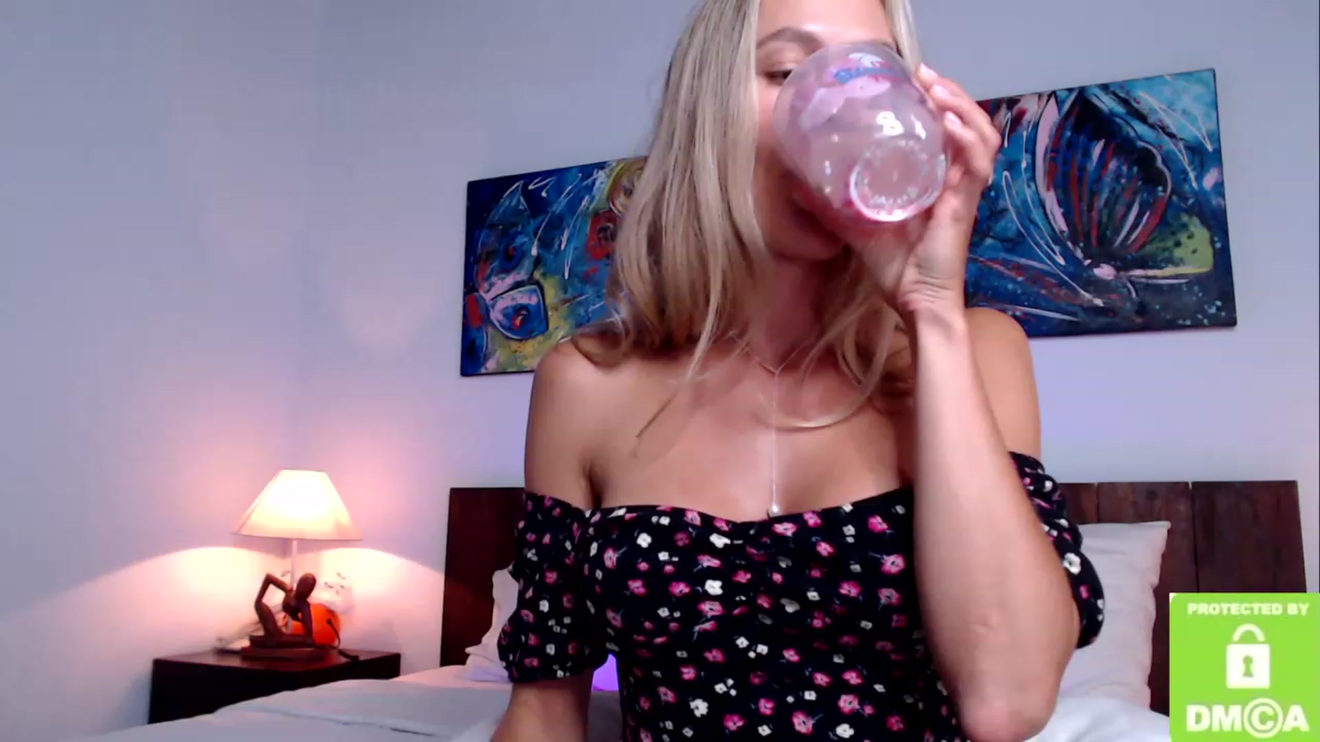 Gallery image thumbnail from Sweety_Kaity's myfreecams stream on, 11/26/2022, 05:00 image 16 of 20