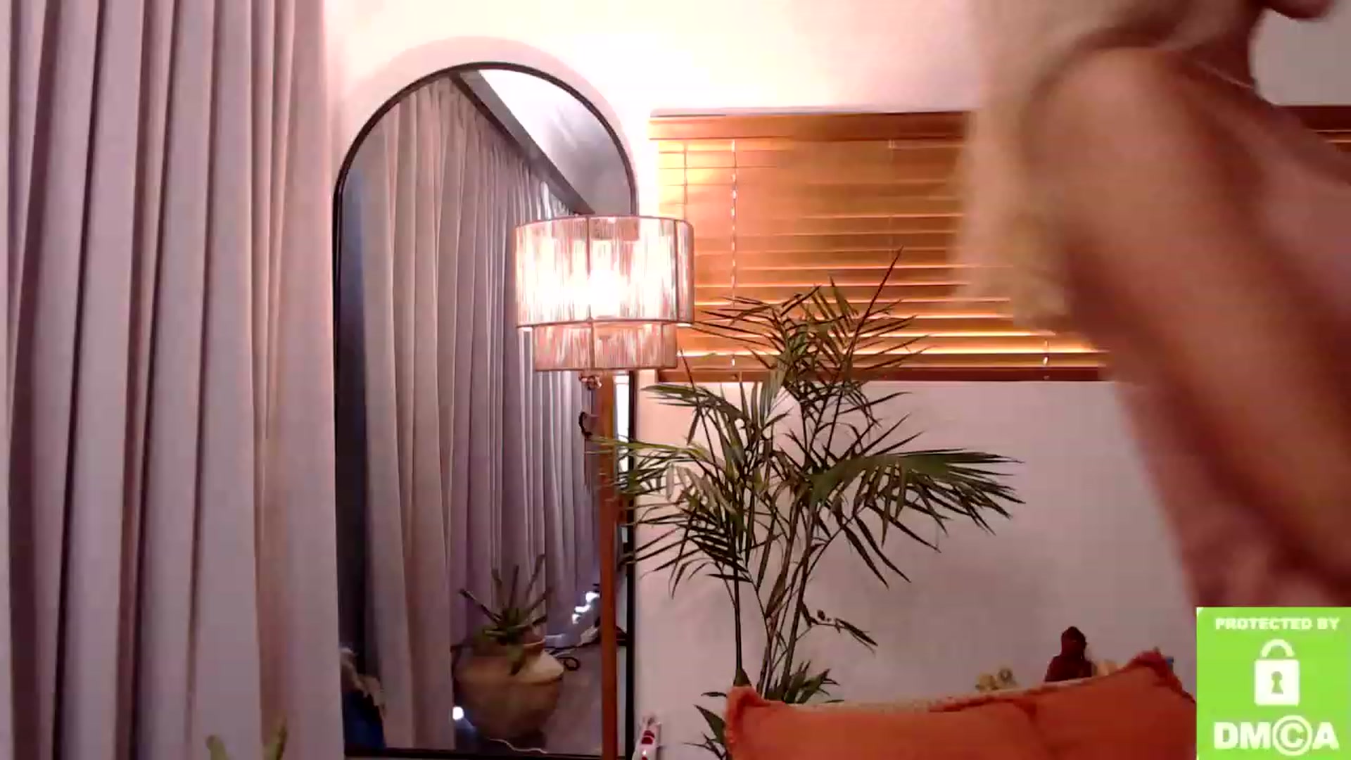 Gallery image thumbnail from Sweety_Kaity's myfreecams stream on, 03/25/2023, 06:03 image 3 of 20