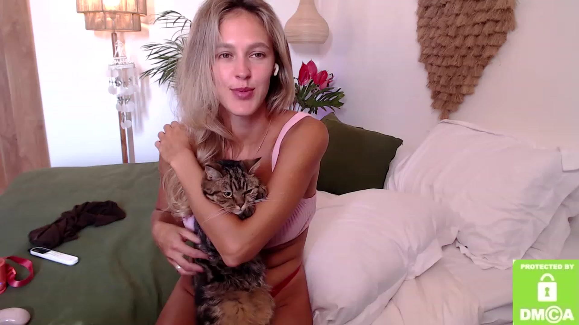 Gallery image thumbnail from Sweety_Kaity's myfreecams stream on, 05/19/2023, 07:47 image 6 of 20