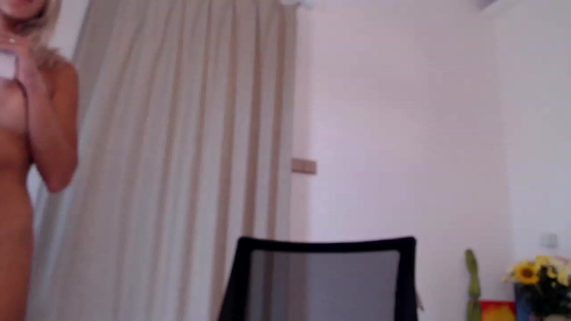 Gallery image thumbnail from Sweety_Kaity's myfreecams stream on, 10/27/2023, 02:34 image 9 of 20