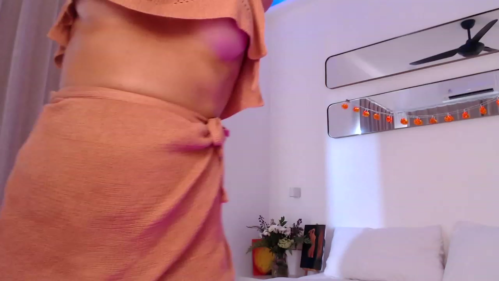 Gallery image thumbnail from Sweety_Kaity's myfreecams stream on, 12/03/2023, 04:20 image 7 of 20