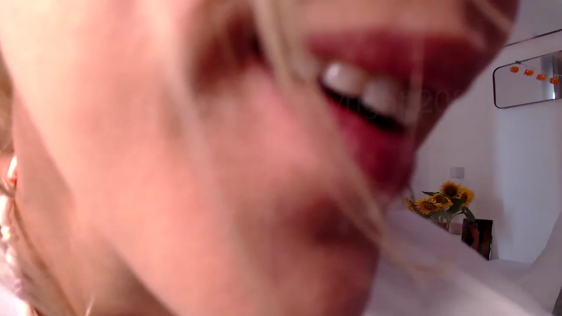 Gallery image thumbnail from Sweety_Kaity's myfreecams stream on, 12/08/2023, 02:34 image 12 of 20