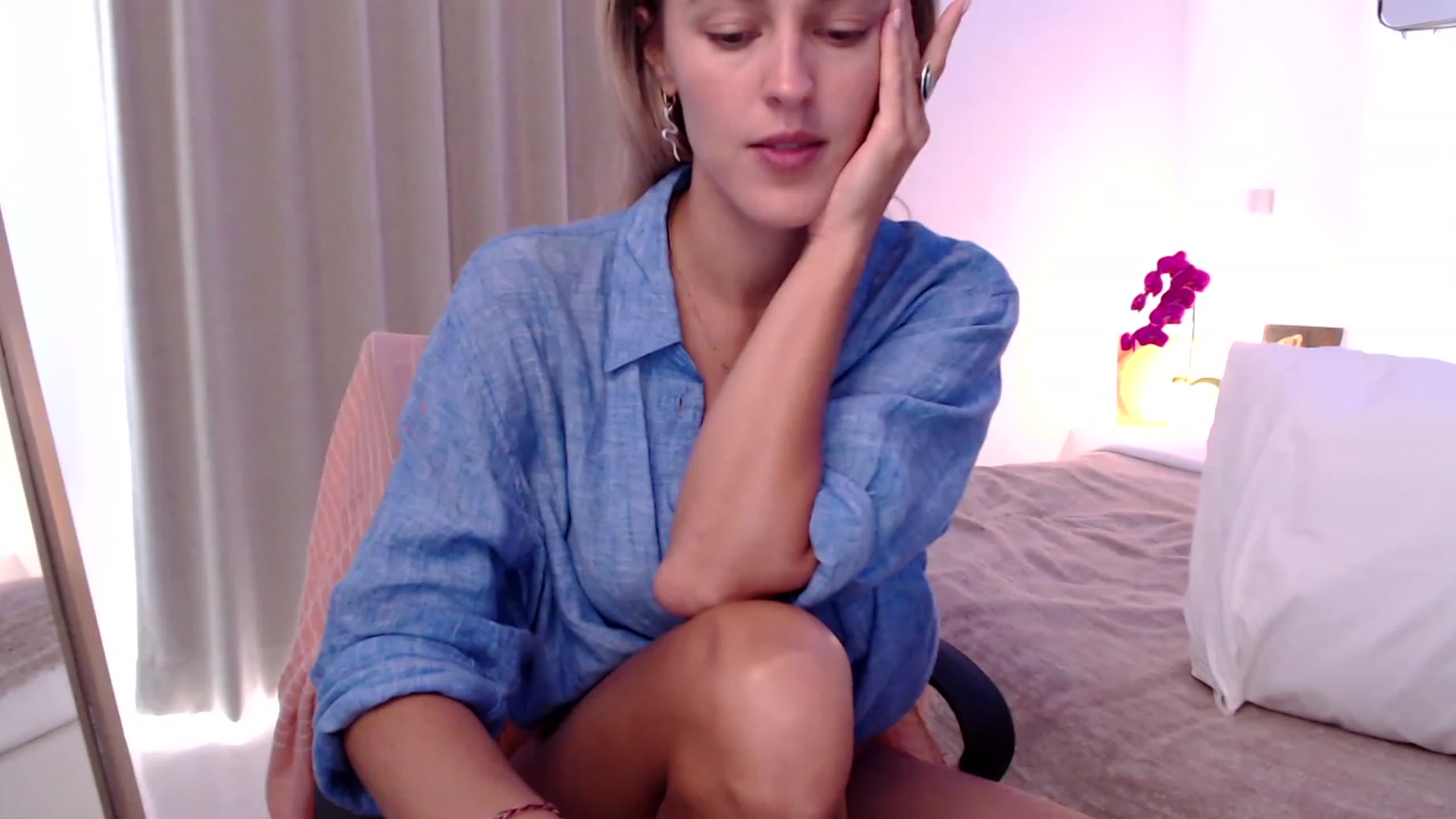 Gallery image thumbnail from Sweety_Kaity's myfreecams stream on, 01/21/2024, 04:03 image 19 of 20
