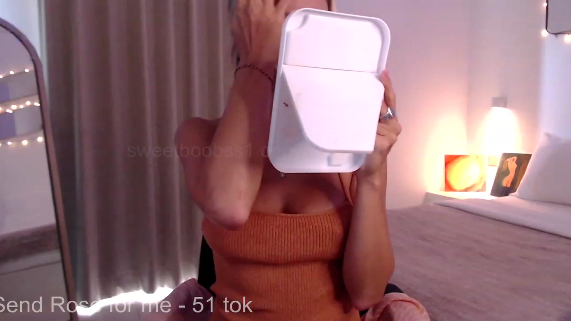 Gallery image thumbnail from Sweety_Kaity's myfreecams stream on, 02/23/2024, 02:22 image 1 of 20