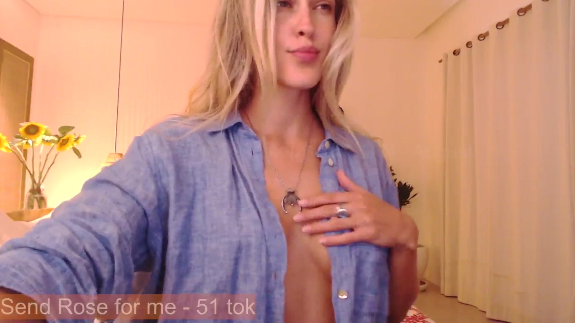 Gallery image thumbnail from Sweety_Kaity's myfreecams stream on, 08/23/2024, 07:13 image 20 of 20