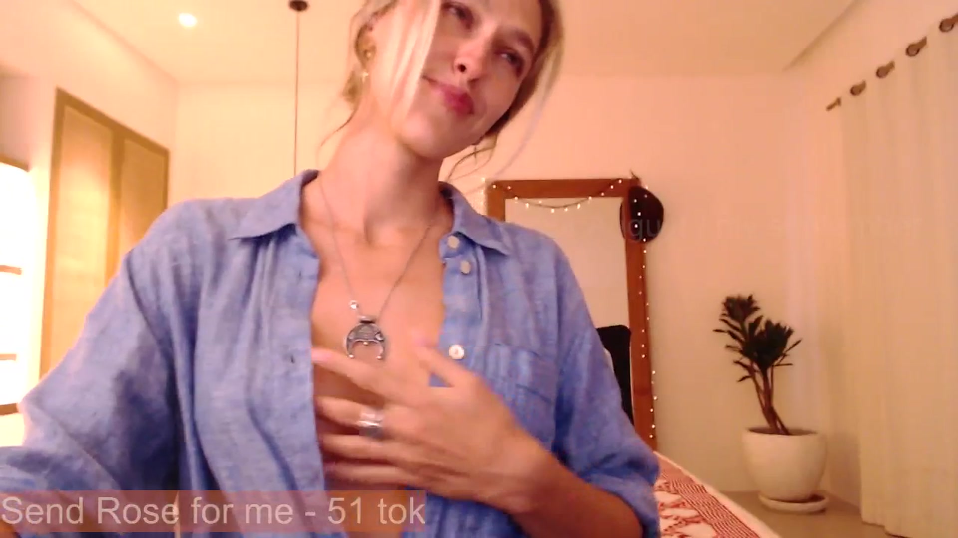 Gallery image thumbnail from Sweety_Kaity's myfreecams stream on, 09/01/2024, 03:09 image 7 of 20