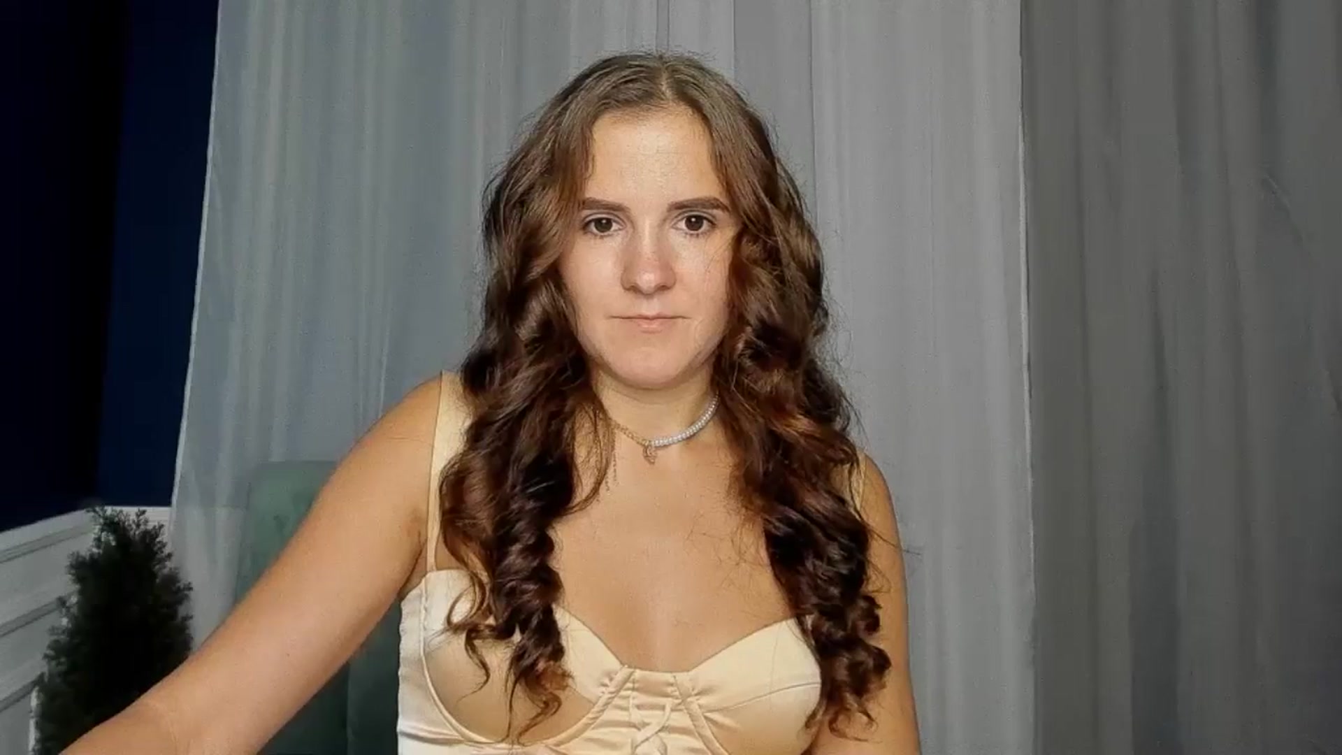 Gallery image thumbnail from Sweety_Ni's myfreecams stream on, 09/21/2025, 10:10 image 17 of 20