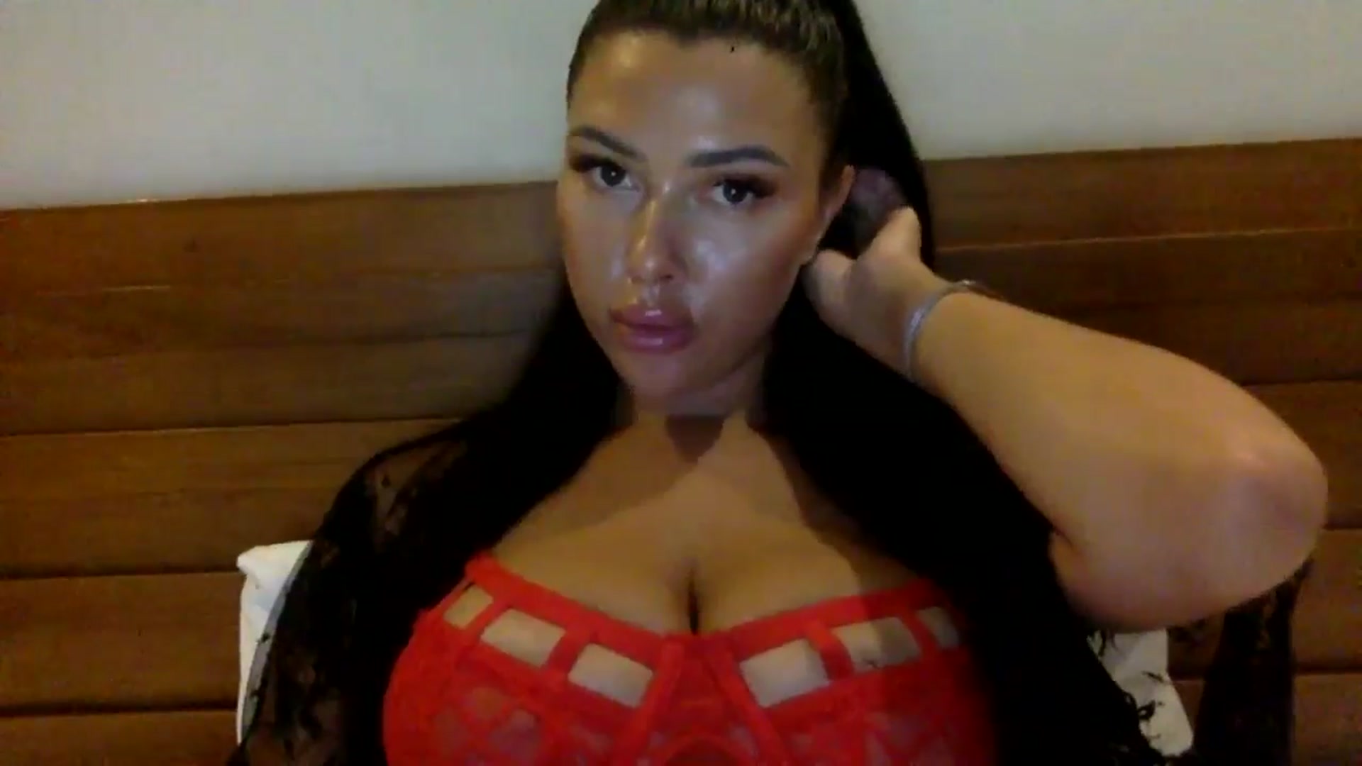 Gallery image thumbnail from Sweetyali's myfreecams stream on, 06/02/2024, 14:13 image 17 of 20
