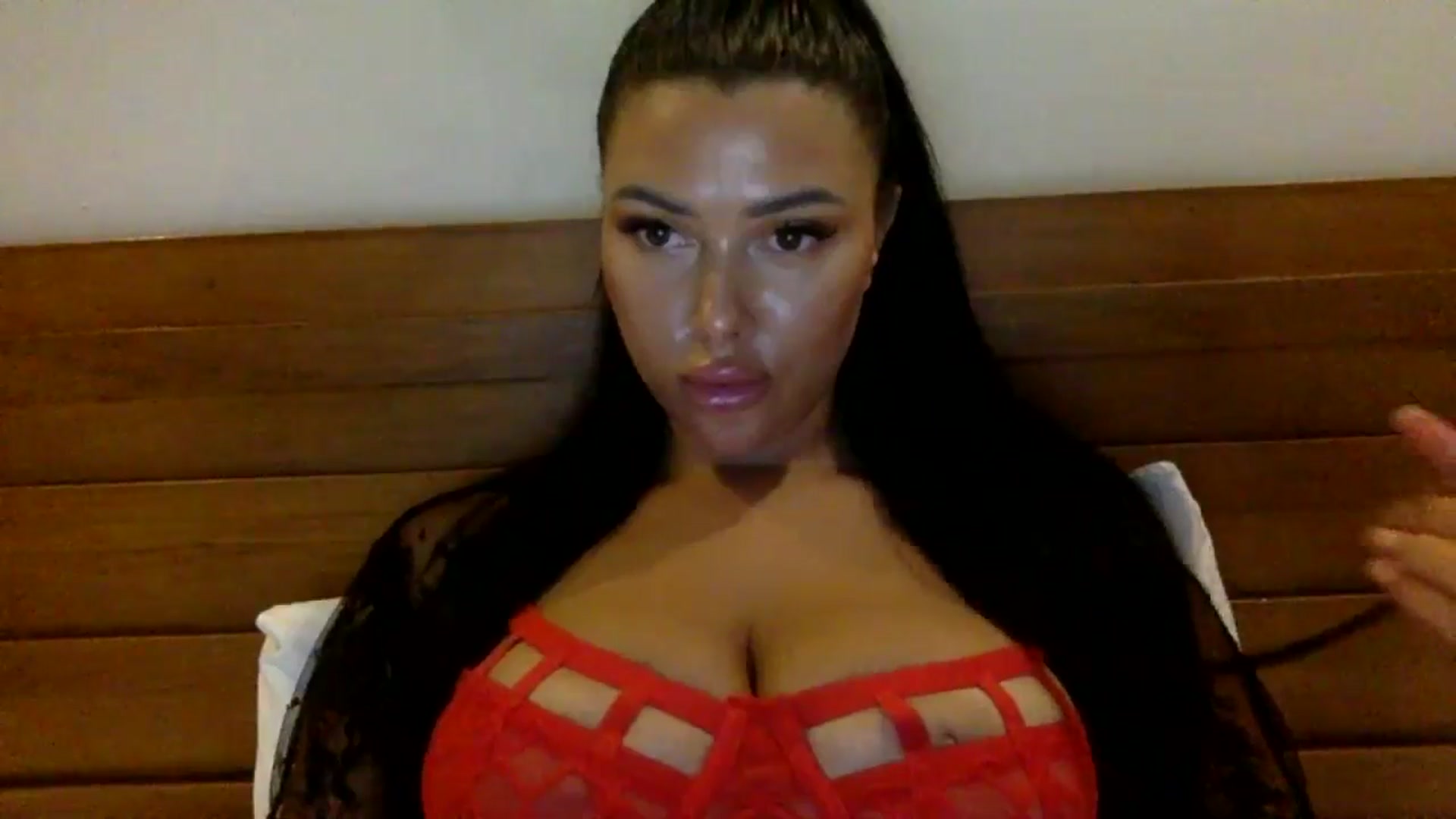 Gallery image thumbnail from Sweetyali's myfreecams stream on, 06/02/2024, 14:13 image 16 of 20