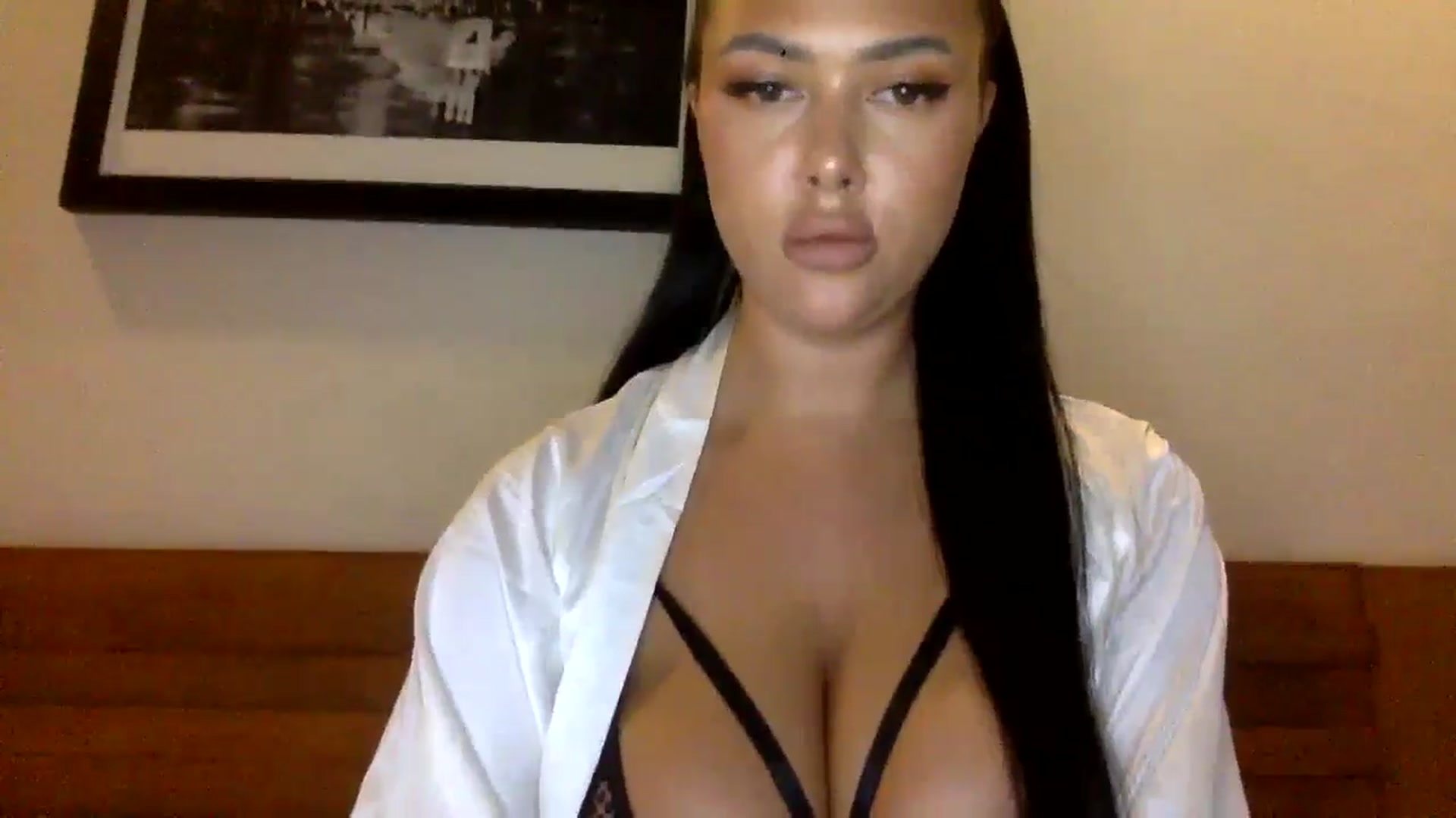 Gallery image thumbnail from Sweetyali's myfreecams stream on, 06/04/2024, 14:08 image 12 of 20