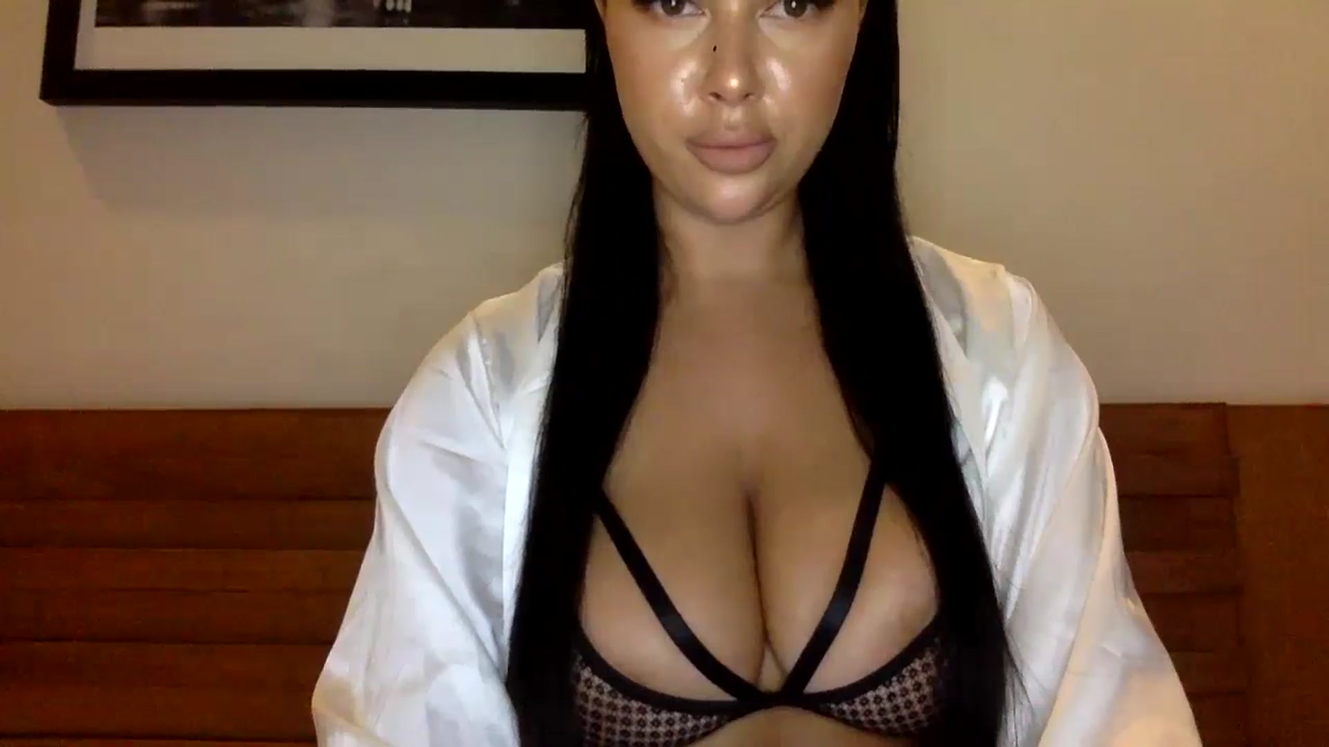 Gallery image thumbnail from Sweetyali's myfreecams stream on, 06/04/2024, 14:08 image 2 of 20