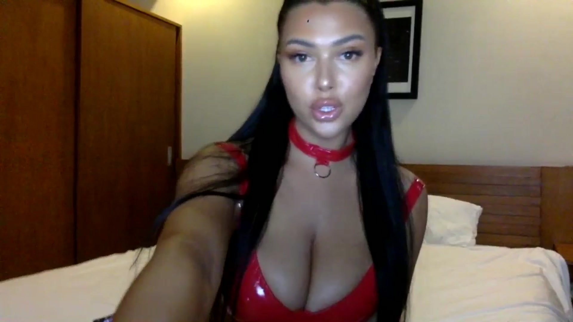 Gallery image thumbnail from Sweetyali's myfreecams stream on, 06/05/2024, 10:12 image 3 of 20