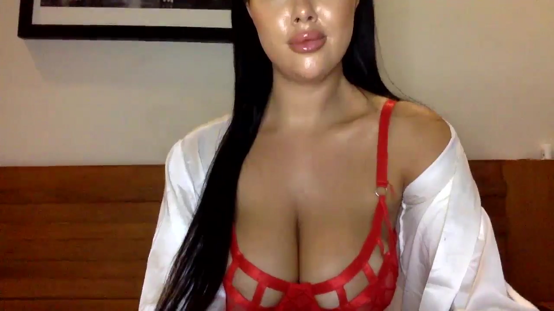 Gallery image thumbnail from Sweetyali's myfreecams stream on, 06/06/2024, 11:58 image 4 of 20