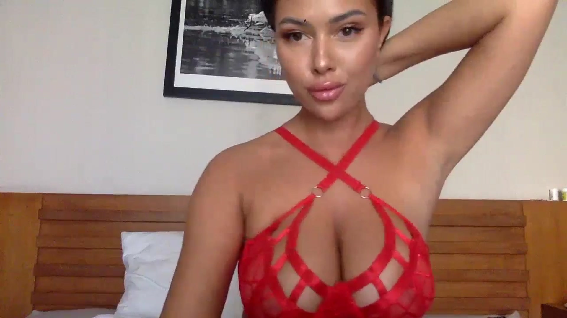 Gallery image thumbnail from Sweetyali's myfreecams stream on, 06/11/2024, 09:12 image 4 of 20
