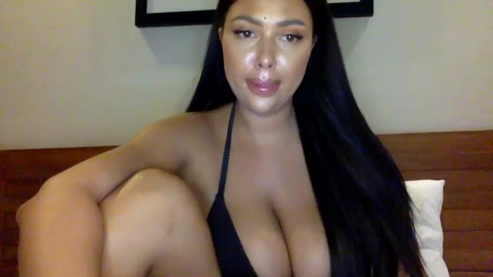 Gallery image thumbnail from Sweetyali's myfreecams stream on, 06/17/2024, 14:15 image 20 of 20