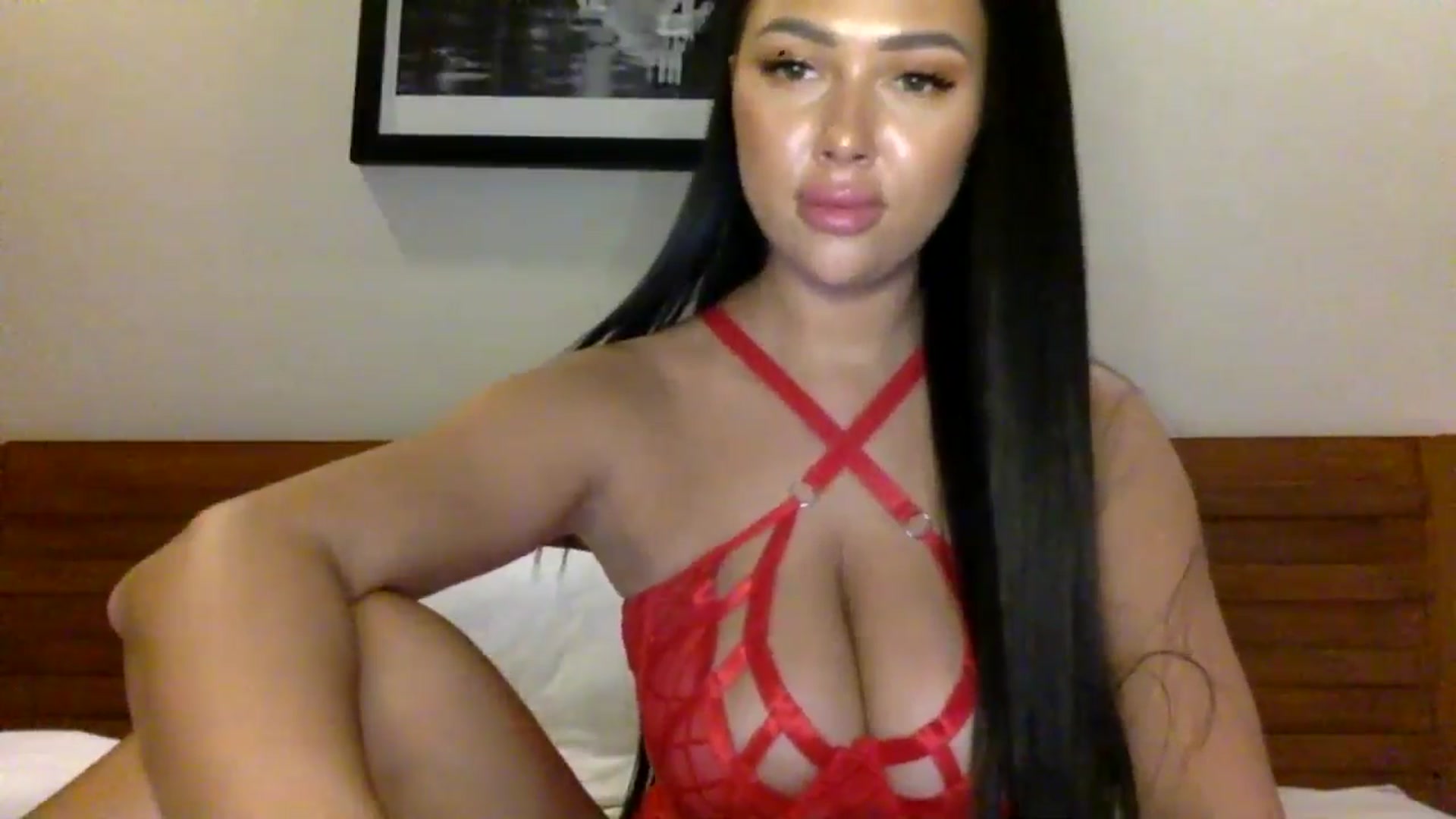 Gallery image thumbnail from Sweetyali's myfreecams stream on, 06/21/2024, 16:31 image 11 of 20