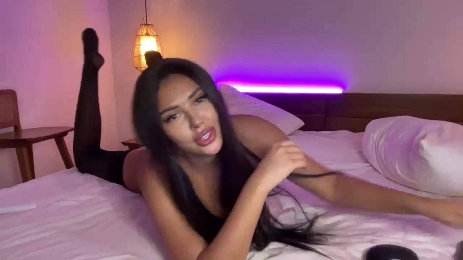 Gallery image thumbnail from Sweetyali's myfreecams stream on, 11/06/2024, 04:25 image 11 of 20