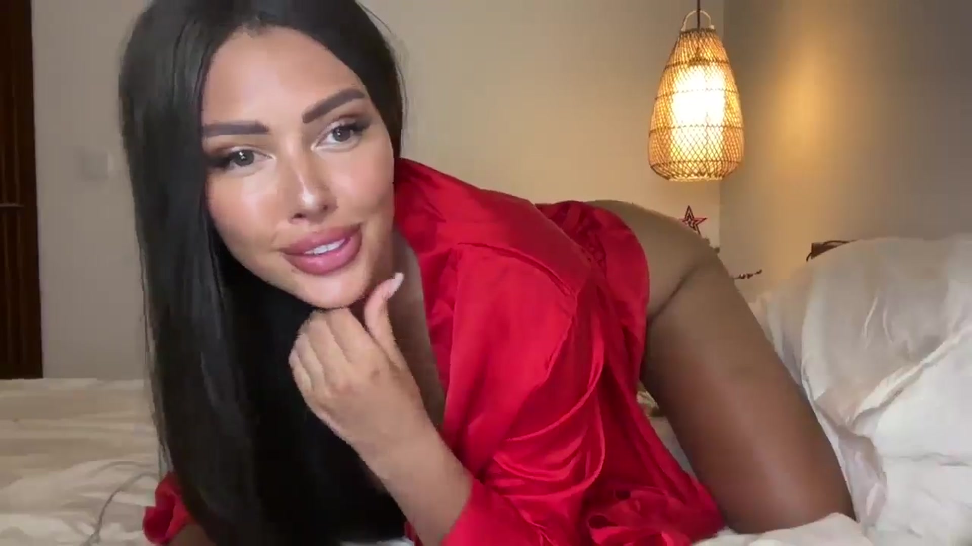 Gallery image thumbnail from Sweetyali's myfreecams stream on, 12/11/2024, 05:37 image 7 of 20