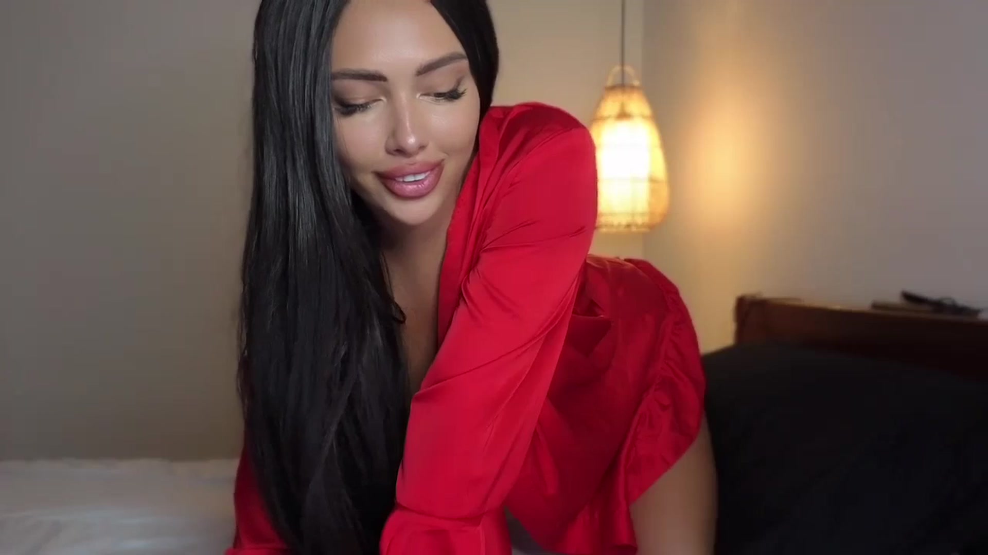 Gallery image thumbnail from Sweetyali's myfreecams stream on, 12/14/2024, 13:25 image 7 of 20