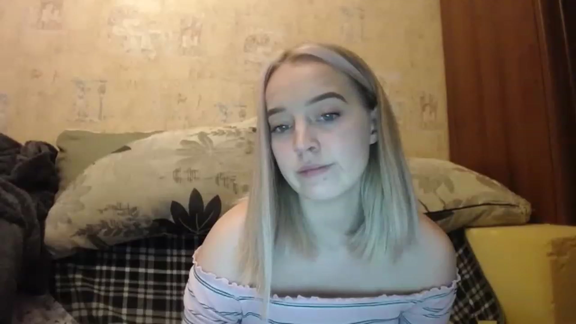 Gallery image thumbnail from Sweetykitty23's myfreecams stream on, 02/18/2023, 18:54 image 6 of 20