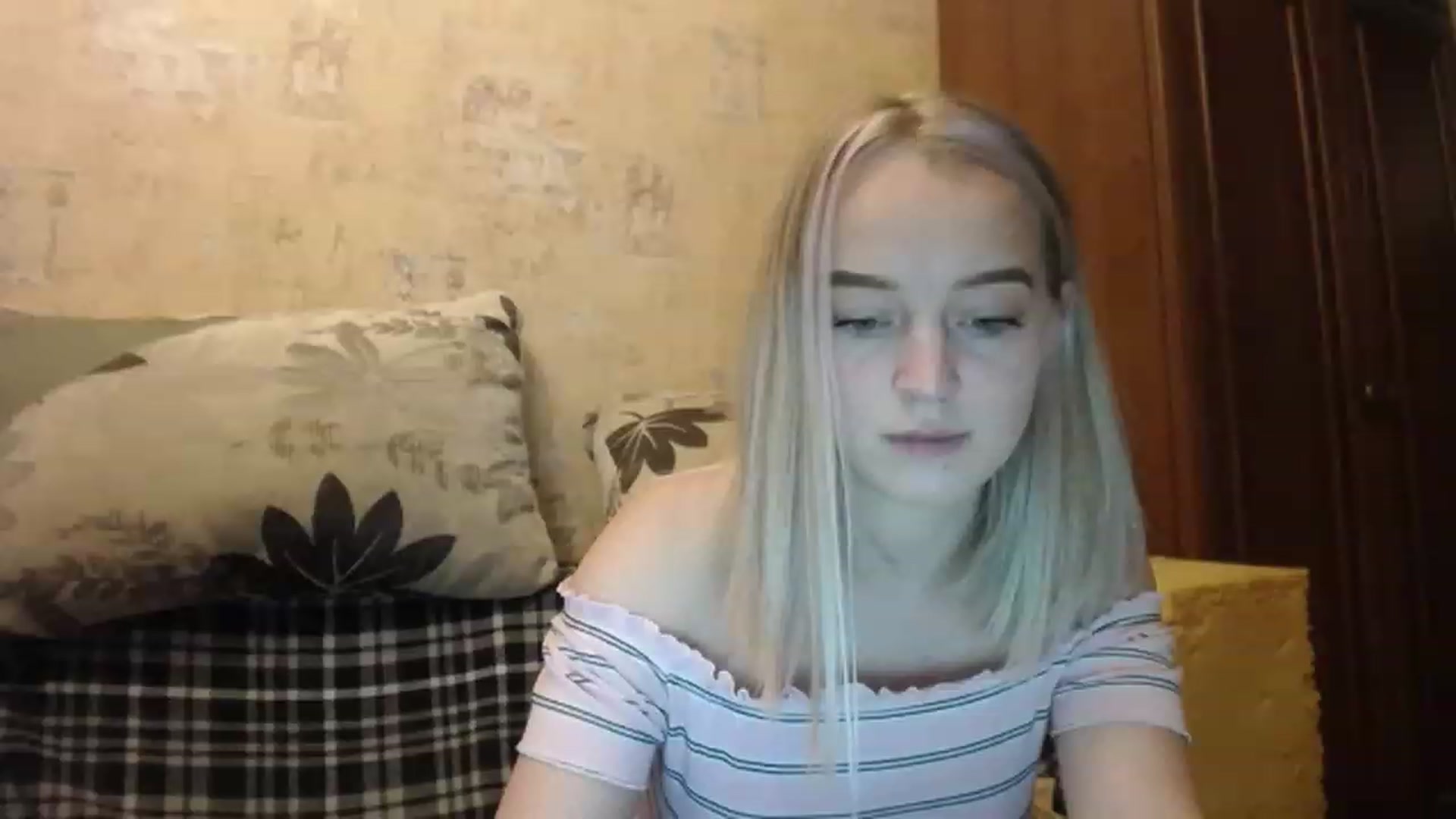 Gallery image thumbnail from Sweetykitty23's myfreecams stream on, 02/18/2023, 18:54 image 12 of 20
