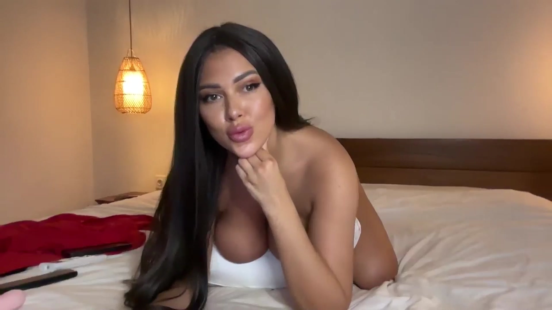 Gallery image thumbnail from Sweetylinaa's myfreecams stream on, 04/09/2025, 06:24 image 4 of 20