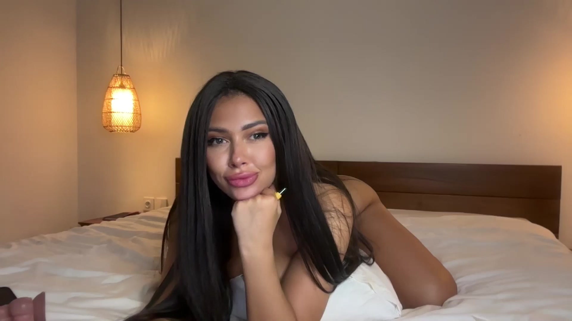 Gallery image thumbnail from Sweetylinaa's myfreecams stream on, 04/09/2025, 14:56 image 15 of 20
