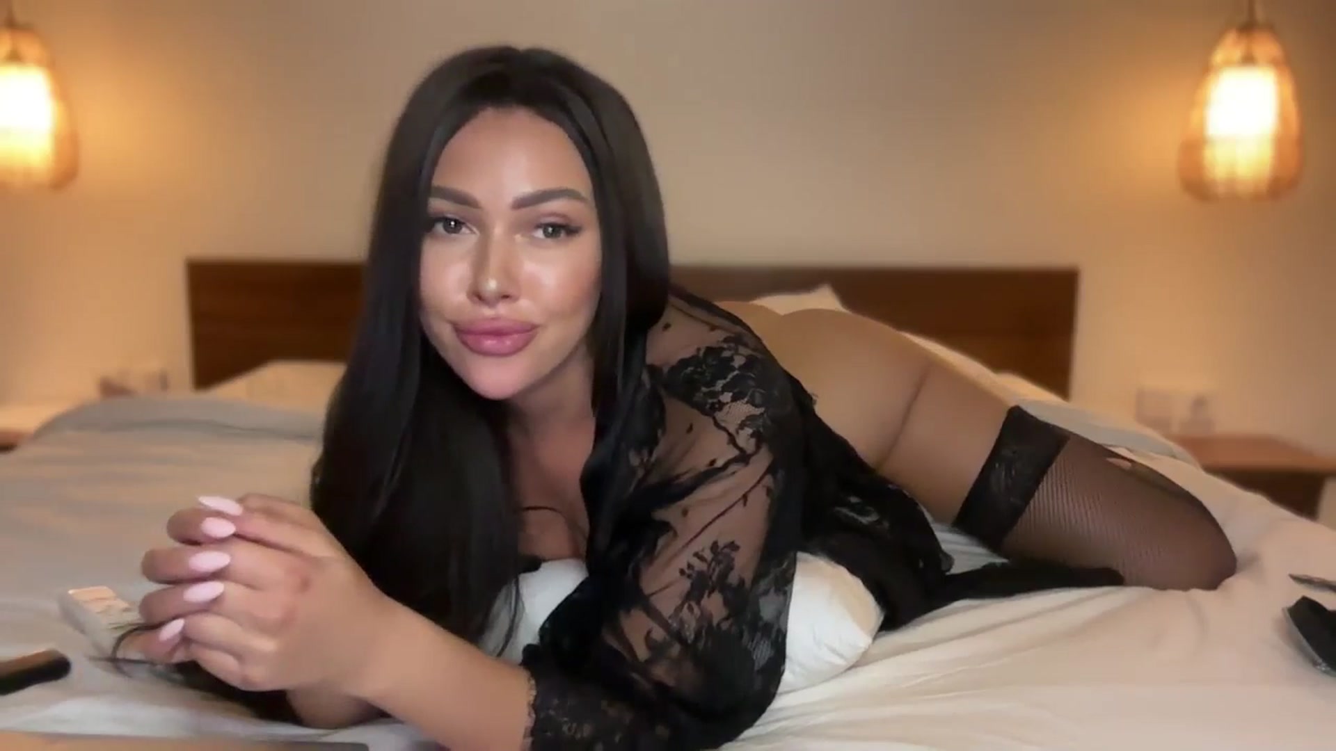 Gallery image thumbnail from Sweetylinaa's myfreecams stream on, 08/13/2025, 06:46 image 9 of 20