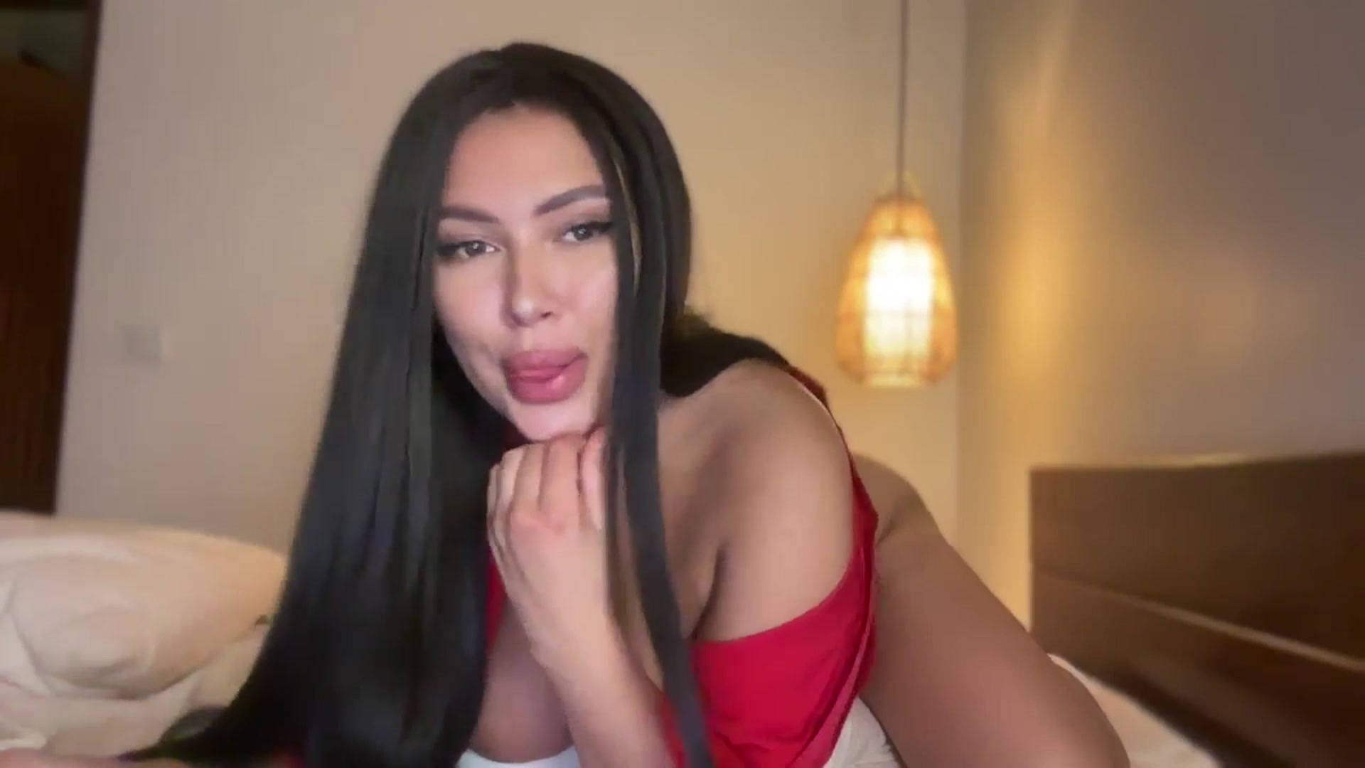 Gallery image thumbnail from Sweetylinaa's myfreecams stream on, 08/27/2025, 15:46 image 19 of 20
