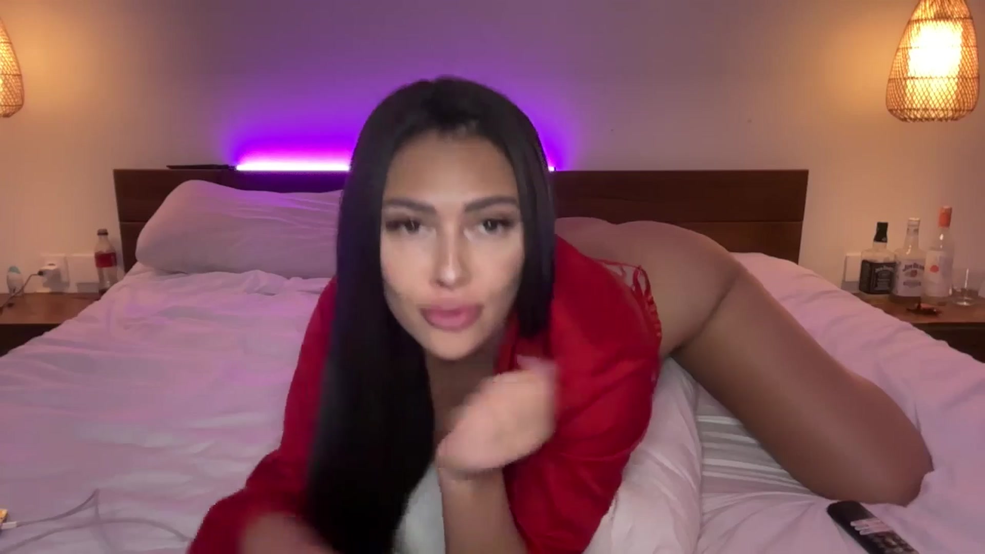 Gallery image thumbnail from Sweetylinaa's myfreecams stream on, 09/22/2025, 12:57 image 13 of 20