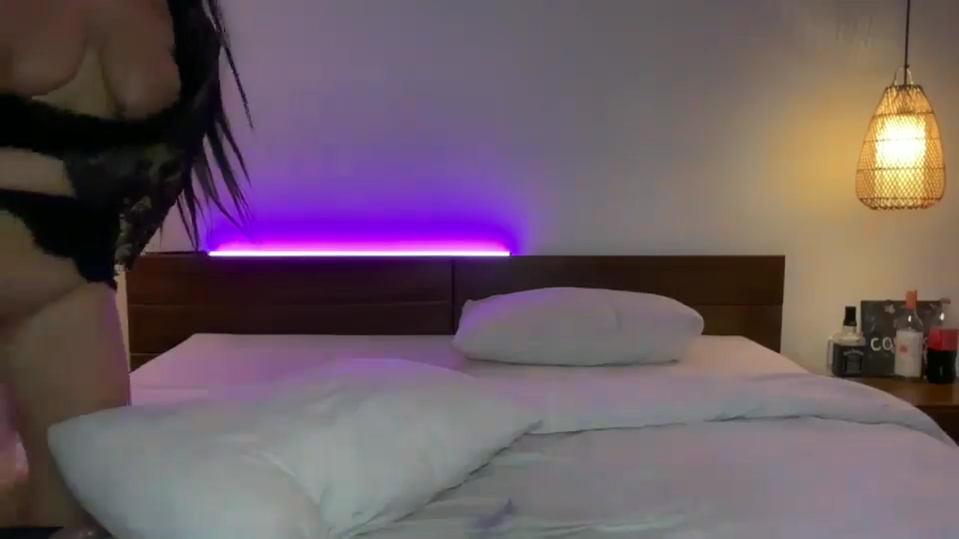 Gallery image thumbnail from Sweetylinaa's myfreecams stream on, 09/30/2025, 05:04 image 16 of 20